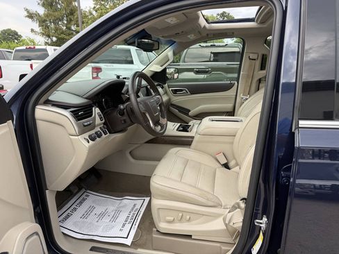 Used 2018 GMC Yukon Denali w/ Open Road Package AWD/4WD image 7