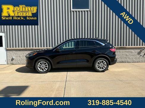 Used 2020 Ford Escape SE AWD/4WD image 3