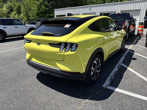 Used 2025 Ford Mustang Mach-E Select w/ Comfort Package Lite image 13