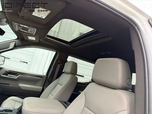 Used 2024 Chevrolet Silverado 1500 LTZ w/ Technology Package AWD/4WD image 19