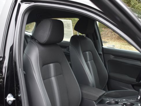 Used 2023 Honda Civic Sport image 23