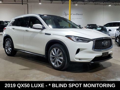 Used 2019 INFINITI QX50 Luxe w/ Navigation Package image 3