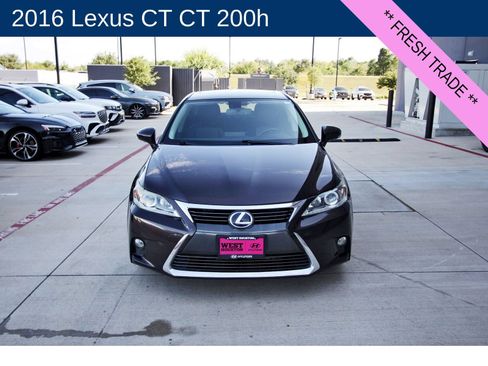 Used 2016 Lexus CT 200h w/ Navigation Package FWD image 2