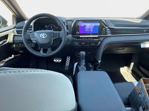 New 2026 Toyota Camry SE FWD image 13