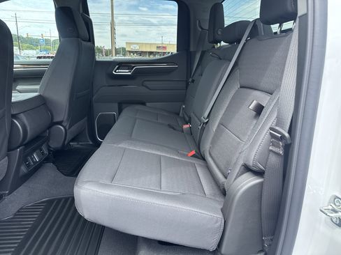 New 2026 GMC Sierra 1500 Elevation image 13