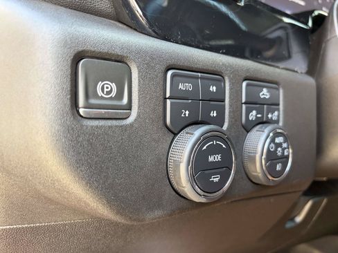 Used 2024 Chevrolet Silverado 1500 RST w/ Convenience Package II AWD/4WD image 17