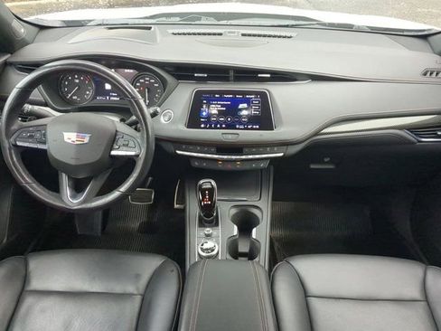 Used 2021 Cadillac XT4 Sport image 15