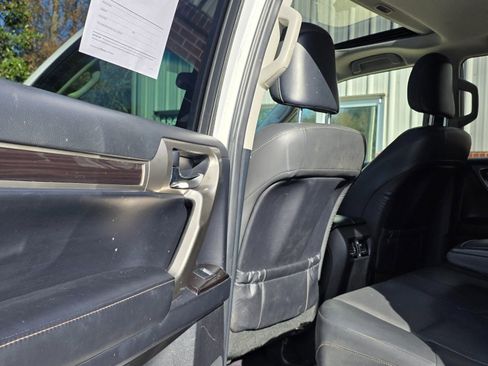Used 2014 Lexus GX 460 image 21