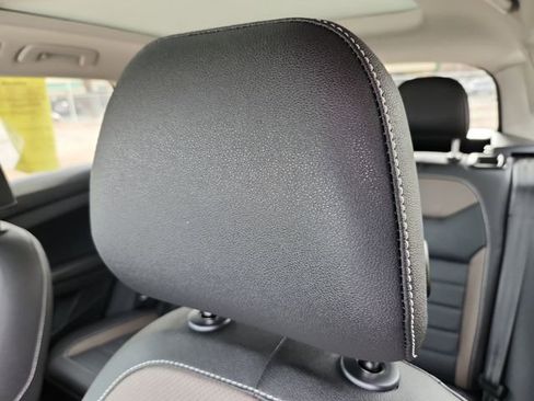 Certified 2024 Volkswagen Taos SEL image 11