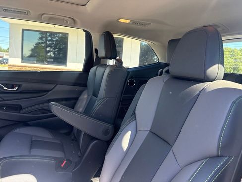 Used 2023 Subaru Ascent Onyx Edition Limited AWD/4WD image 5