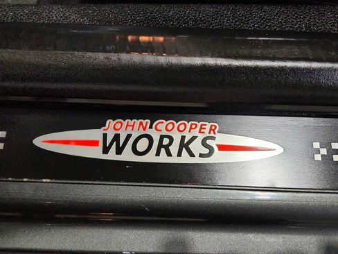 Used 2015 MINI Cooper Roadster S image 24