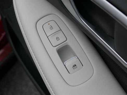 New 2025 Hyundai Sonata Limited image 26