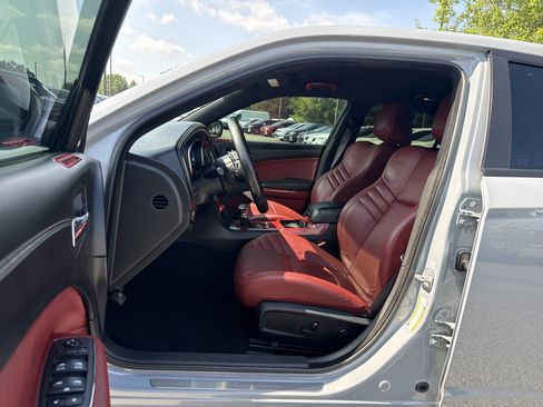 Used 2021 Dodge Charger SRT Hellcat RWD image 9