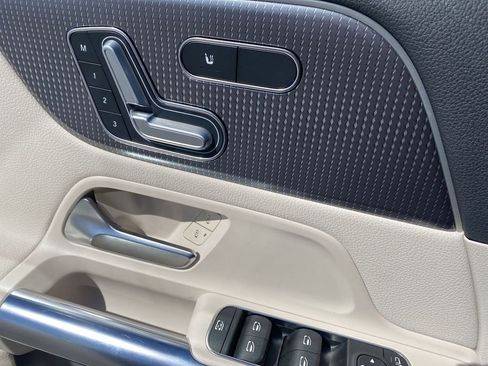 Used 2022 Mercedes-Benz GLA 250 image 21