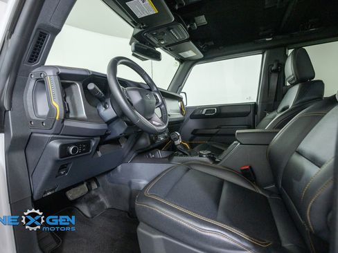 Used 2024 Ford Bronco Badlands AWD/4WD image 10