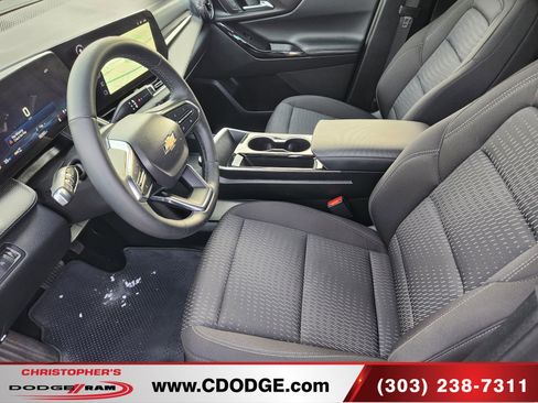 Used 2025 Chevrolet Equinox LT image 10