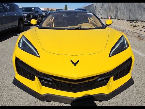 Used 2025 Chevrolet Corvette E-Ray AWD/4WD image 6