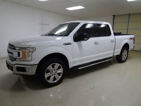 Used 2018 Ford F150 XLT w/ Equipment Group 302A Luxury AWD/4WD image 3