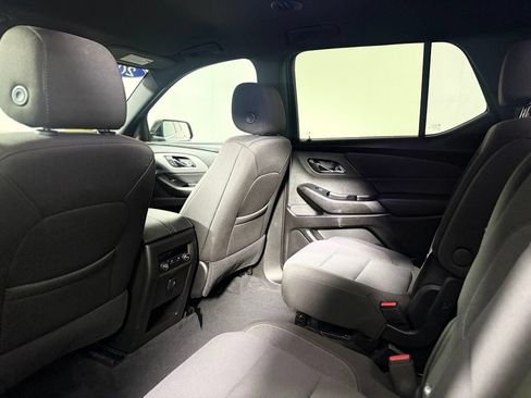 Used 2023 Chevrolet Traverse LT w/ LPO, Cargo Package AWD/4WD image 23