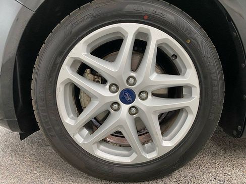 Used 2014 Ford Fusion SE image 22