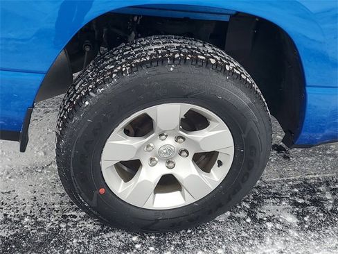 Used 2020 RAM 1500 Big Horn image 5