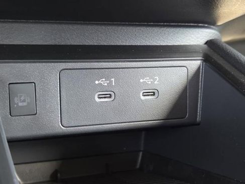 New 2026 Nissan Kicks SR w/ Cold Weather Package image 14