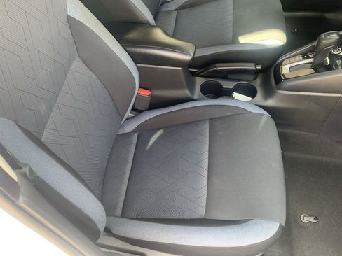 Used 2024 Nissan Versa SV FWD image 14