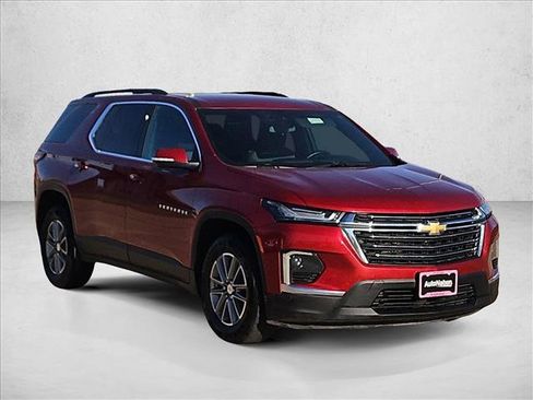 Used 2023 Chevrolet Traverse LT AWD/4WD image 9