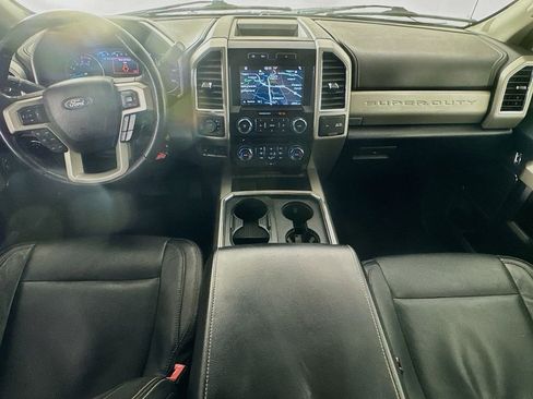 Used 2018 Ford F250 Lariat w/ Chrome Package image 25