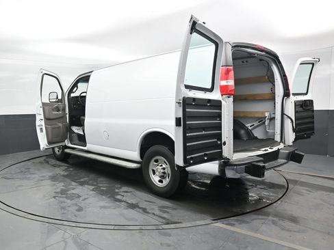 Used 2023 Chevrolet Express 2500 w/ Driver Convenience Package image 47
