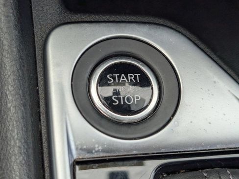 Used 2021 Nissan Sentra SV w/ Trunk Package FWD image 19