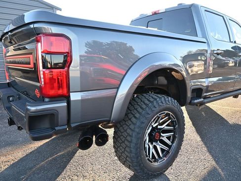 New 2026 Ford F250 Lariat w/ Black Appearance Package AWD/4WD image 15
