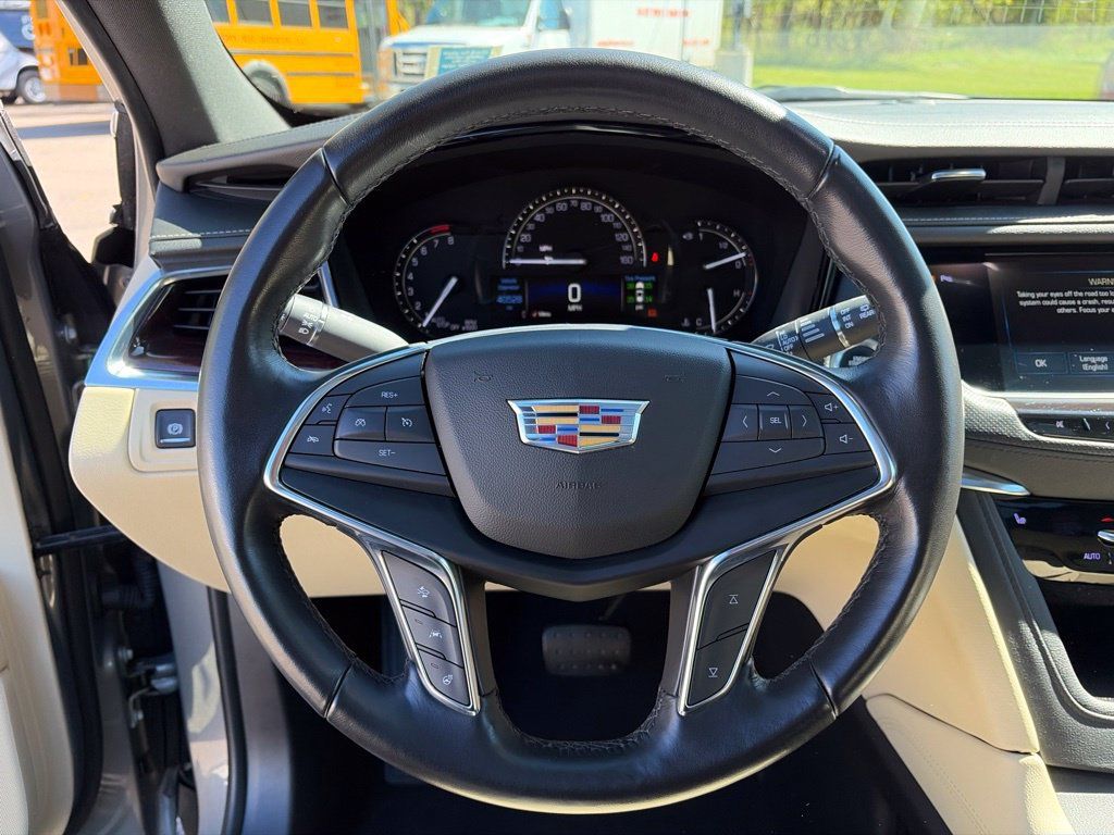Used 2019 Cadillac XT5 Luxury AWD/4WD image 28