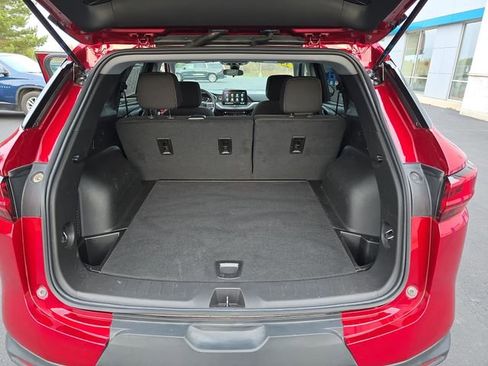 Used 2025 Chevrolet Blazer LT image 21