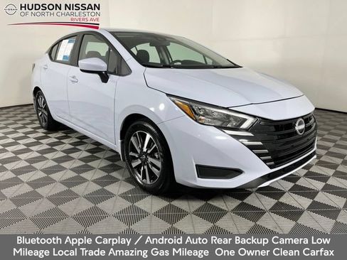 Certified 2025 Nissan Versa SV w/ Trunk Package FWD image 1