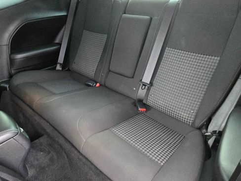 Used 2022 Dodge Challenger R/T w/ Driver Convenience Group image 15