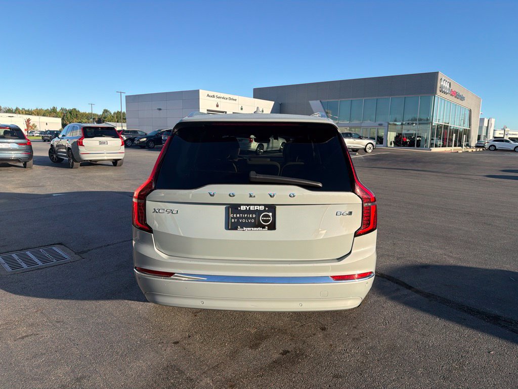 Used 2026 Volvo XC90 B6 Plus AWD/4WD image 4