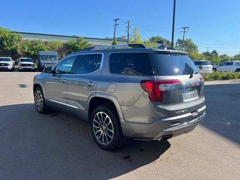 Used 2020 GMC Acadia Denali w/ Technology Package FWD image 7