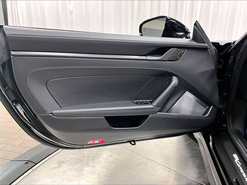 Used 2026 Porsche 911 Carrera 4 GTS image 24