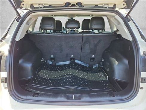 Used 2019 Jeep Compass Latitude w/ Popular Equipment Group FWD image 10