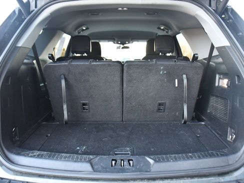 Used 2022 Ford Explorer XLT w/ Equipment Group 202A image 19