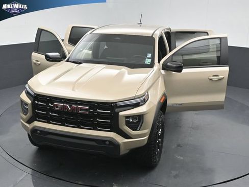 Used 2024 GMC Canyon Elevation w/ Convenience Package AWD/4WD image 26