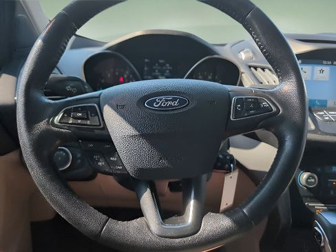 Used 2018 Ford Escape SEL AWD/4WD image 13