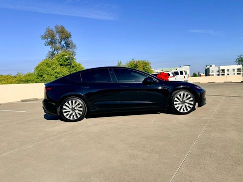 Used 2024 Tesla Model 3 Standard Range RWD image 4