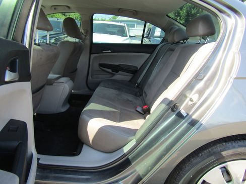 Used 2012 Honda Accord LX image 10