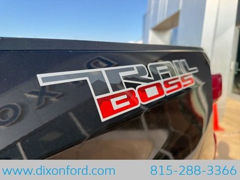 Used 2021 Chevrolet Silverado 1500 LT Trail Boss w/ Bed Protection Package AWD/4WD image 27