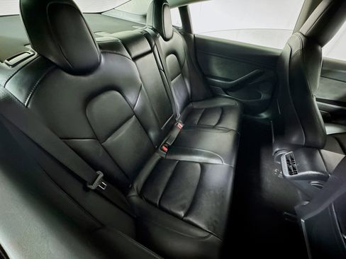 Used 2023 Tesla Model 3 Standard Range image 25