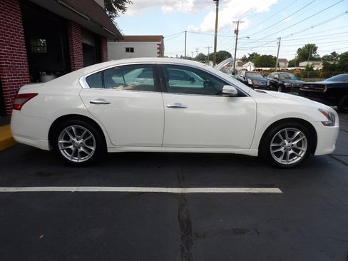 Used 2011 Nissan Maxima 3.5 SV w/ Cold Pkg image 7