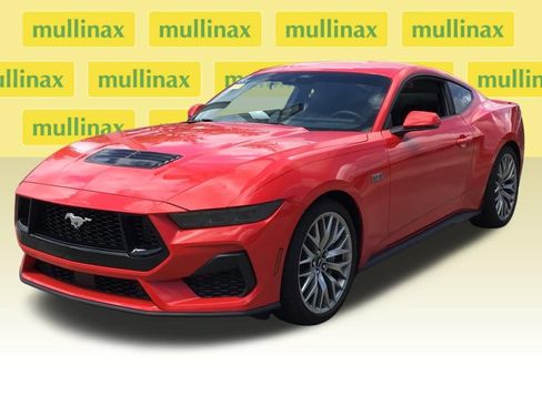 Used 2025 Ford Mustang GT Premium RWD image 24