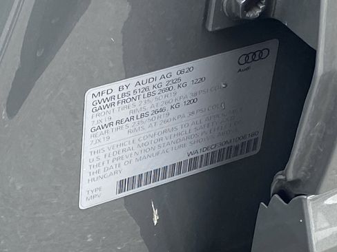 Used 2021 Audi Q3 2.0T Premium w/ Convenience Package AWD/4WD image 9